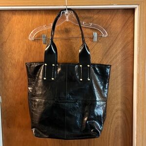 Large Hobo black pocketbook